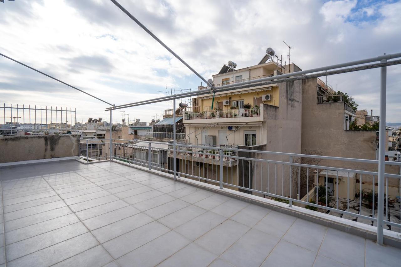 Апартаменты Athens Hideout Apt, Big Rooftop With City View Экстерьер фото